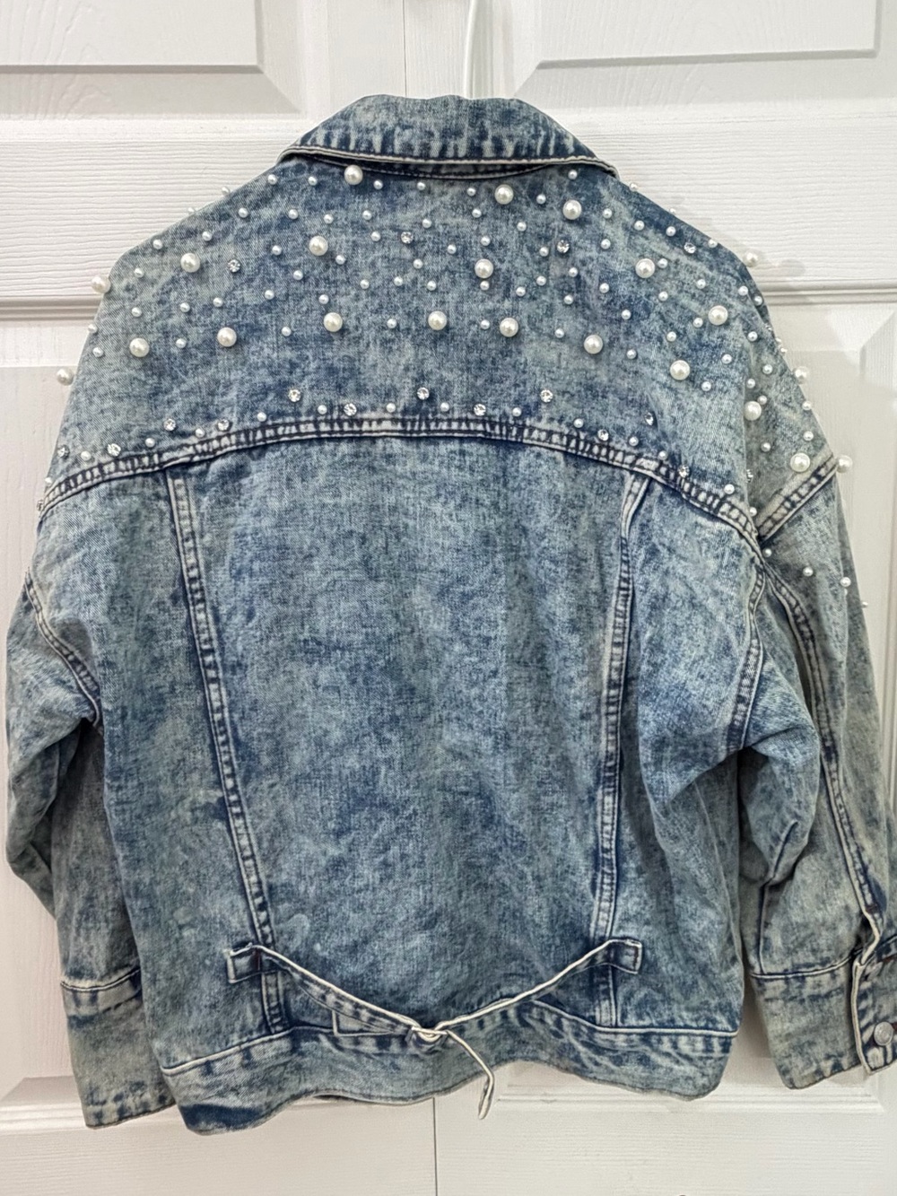 Veveret Pearl Rhinestone Embellished Acid Wash Denim Jacket Small Oversized Glam - Picture 2 of 11